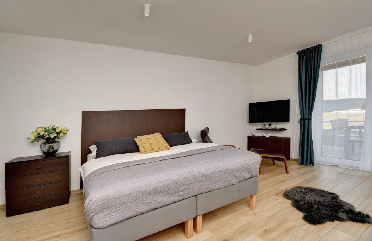 Apartman Lipno - Dve Zatoky Frymburk Luaran gambar
